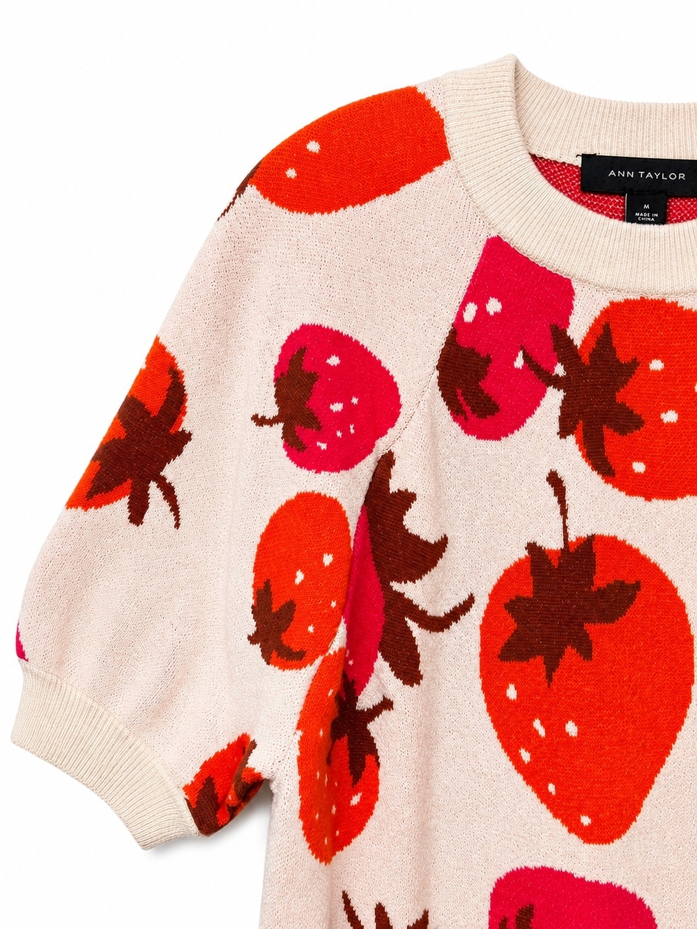 Ann Taylor Fun Strawberry Print Sweater Pink Red Cream Soft Knit Medium - Picture 4 of 11